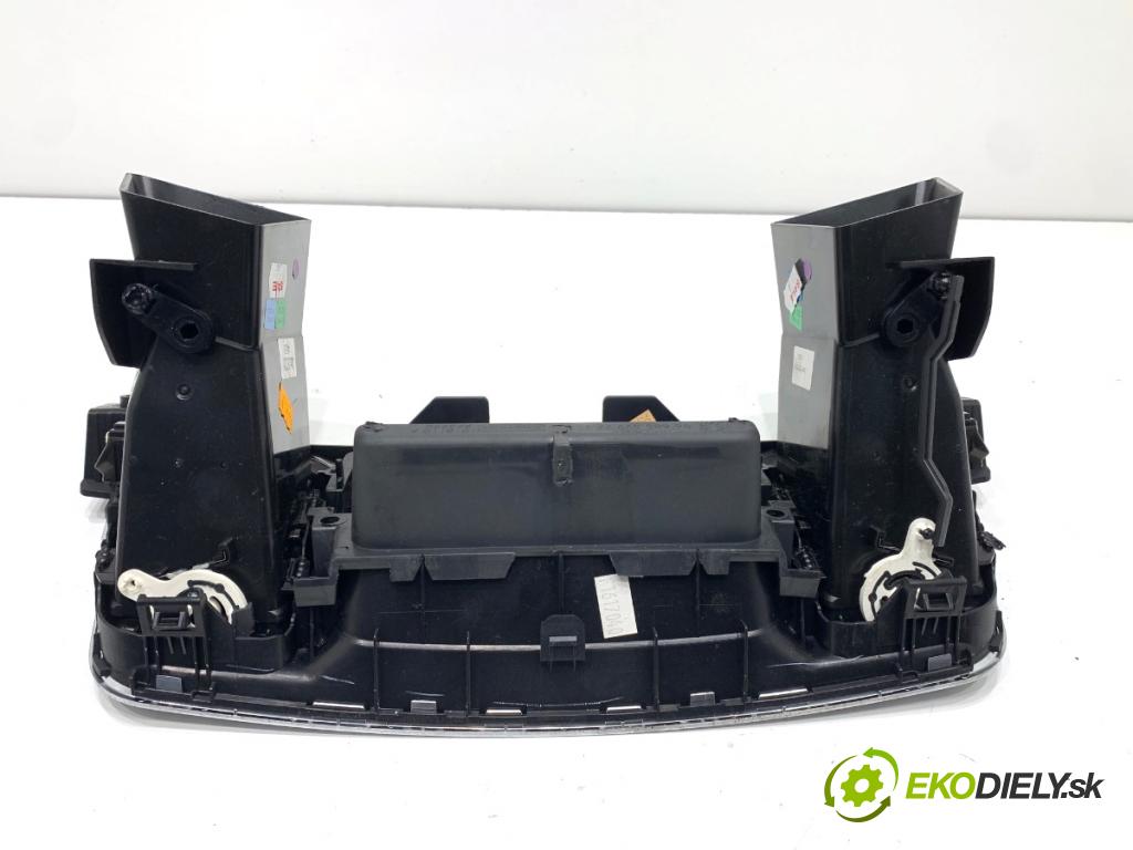 PEUGEOT 508 I sedan 2012 103 kW 2.0 HDi 1997 Mriežky kúrenia predný 9688552977