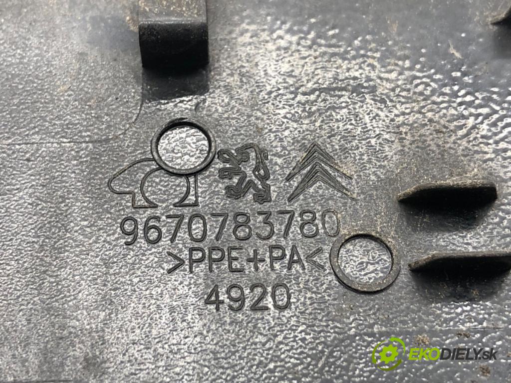 PEUGEOT 508 I sedan 2012 103 kW 2.0 HDi 1997 Dvierka nádrže paliva 9670783780 (Kľučka dverí ostatné)