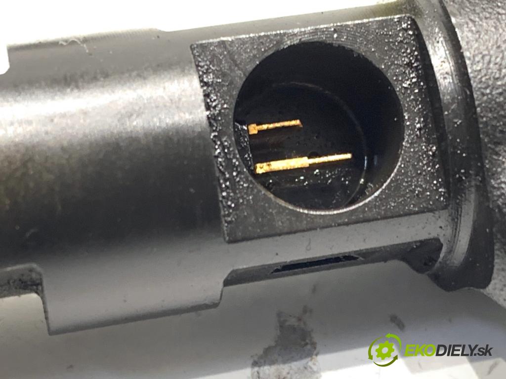 MERCEDES-BENZ X204 SUV 2012 125 kW 220 CDI (204.902) 2143 vstřikovací ventily A6510702887