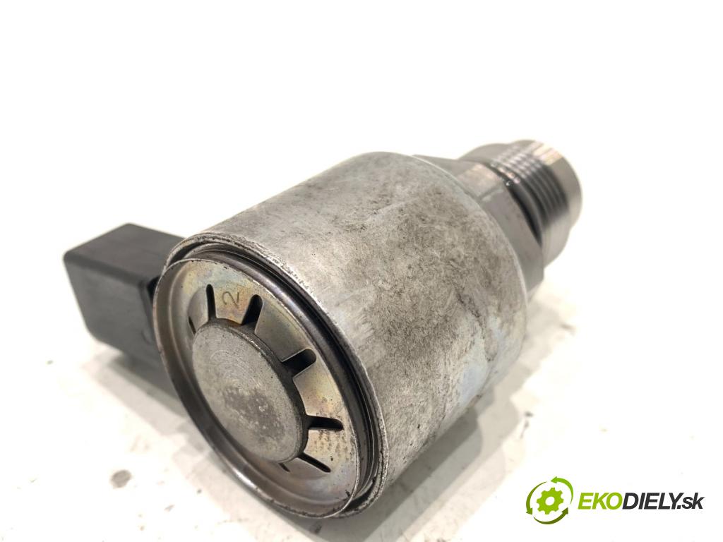 MERCEDES-BENZ X204 SUV 2012 125 kW 220 CDI (204.902) 2143 Regulátor tlaku paliva 28280799 (Palivový systém ostatní)