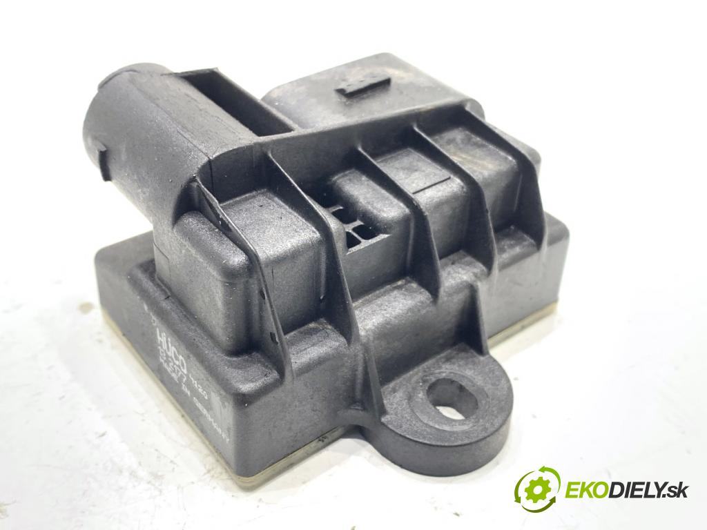 MERCEDES-BENZ X204 SUV 2012 125 kW 220 CDI (204.902) 2143 relé svíček žhavení 132177 (Relé)