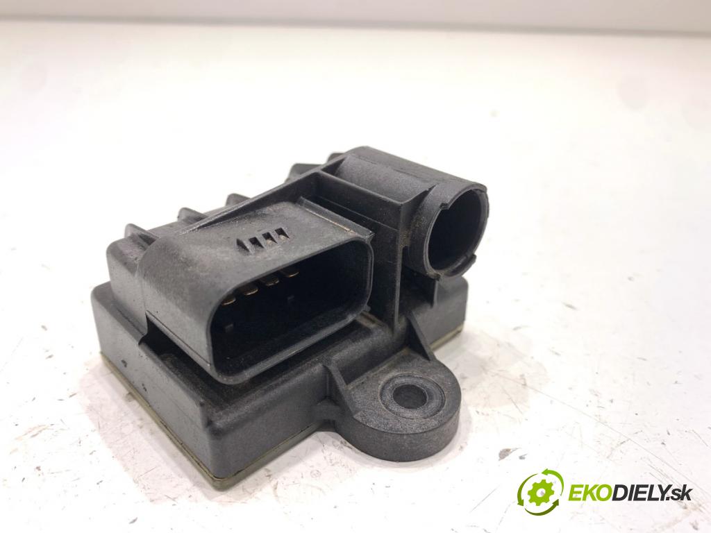 MERCEDES-BENZ X204 SUV 2012 125 kW 220 CDI (204.902) 2143 relé svíček žhavení 132177 (Relé)