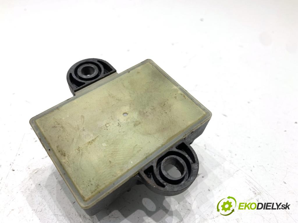 MERCEDES-BENZ X204 SUV 2012 125 kW 220 CDI (204.902) 2143 relé svíček žhavení 132177 (Relé)