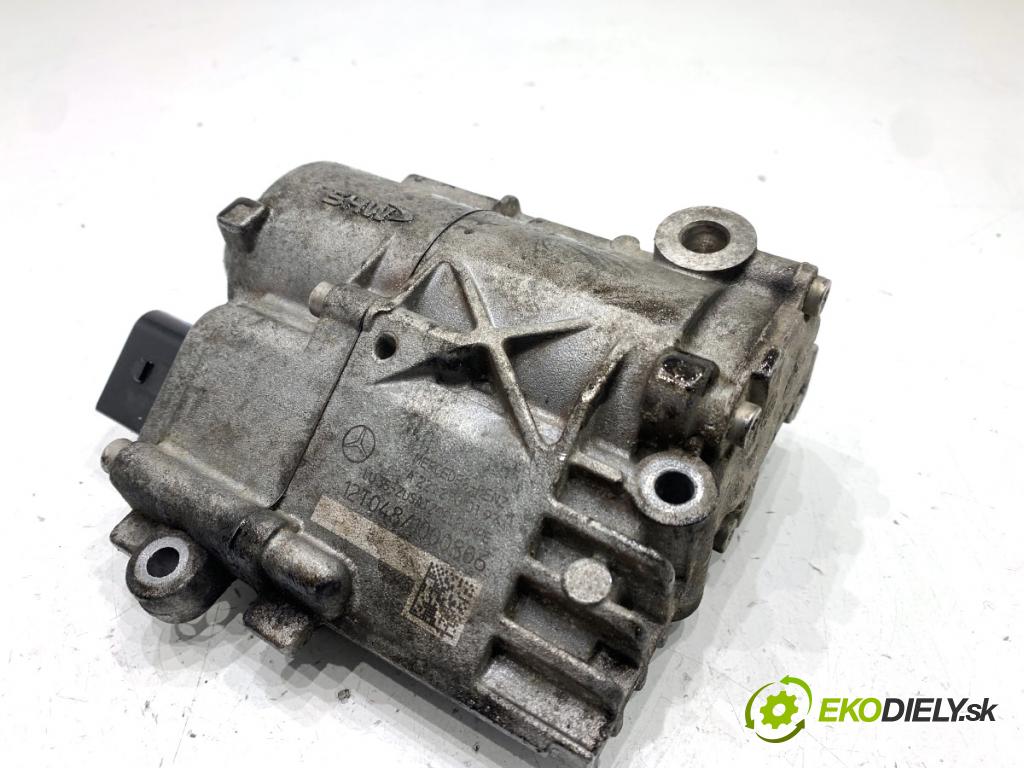 MERCEDES-BENZ X204 SUV 2012 125 kW 220 CDI (204.902) 2143 pumpa oleje převodovky 2212700197