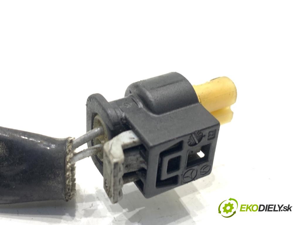 MERCEDES-BENZ X204 SUV 2012 125 kW 220 CDI (204.902) 2143 Snímač teploty spalín A0081532228 (Snímač)