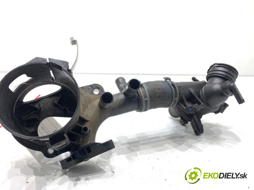 MERCEDES-BENZ X204 SUV 2012 125 kW 220 CDI (204.902) 2143 příruba vodní A6512000615