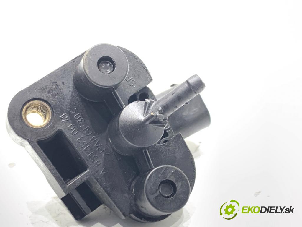 MERCEDES-BENZ X204 SUV 2012 125 kW 220 CDI (204.902) 2143 Snímač tlaku DOPLNENIE: A0071530028