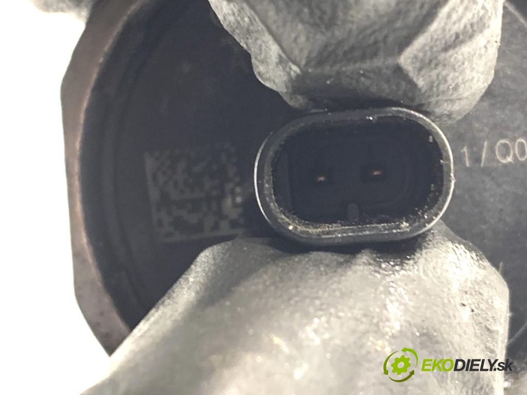 MERCEDES-BENZ X204 SUV 2012 125 kW 220 CDI (204.902) 2143 Snímač tlaku oleja A6511800115 (Snímač tlaku oleja)