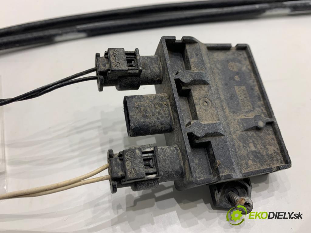 BMW F25 SUV 2016 180 kW xDrive 28 i 1997 Snímač INTELIGENTNÉ: otvárania zadnej dverí 7391043