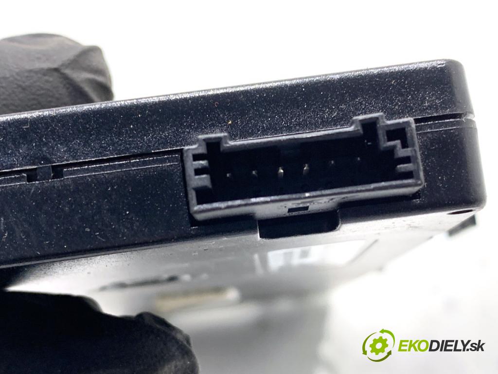 BMW F25 SUV 2016 180 kW xDrive 28 i 1997 modul antény 9276065