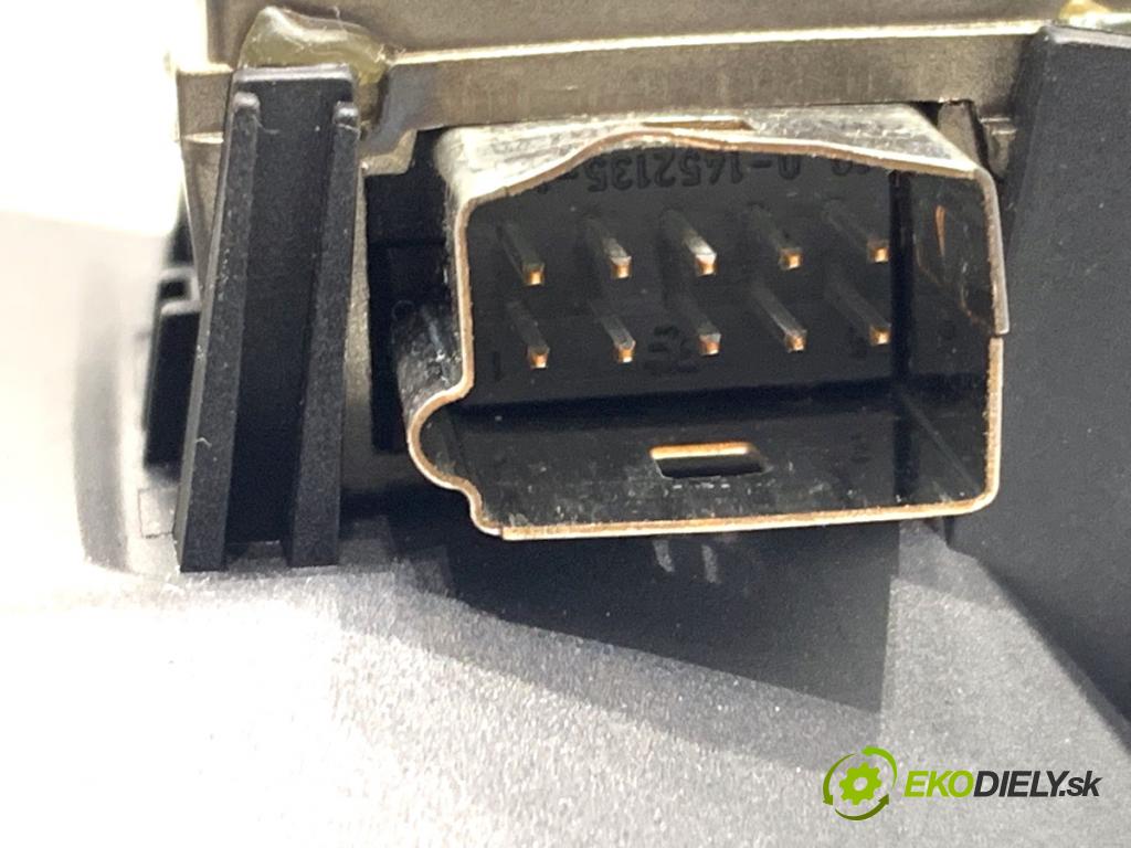 BMW F25 SUV 2016 180 kW xDrive 28 i 1997 KAMERA okna PŘEDNÍ 92817167