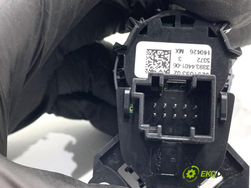 BMW F25 SUV 2016 180 kW xDrive 28 i 1997 vypínač ZAPALOVÁNÍ: START/STOP 9291693