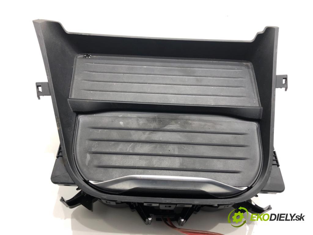 BMW F25 SUV 2016 180 kW xDrive 28 i 1997 Držiak na nápoje 9301722 (Držiak (úchyt) na nápoje)