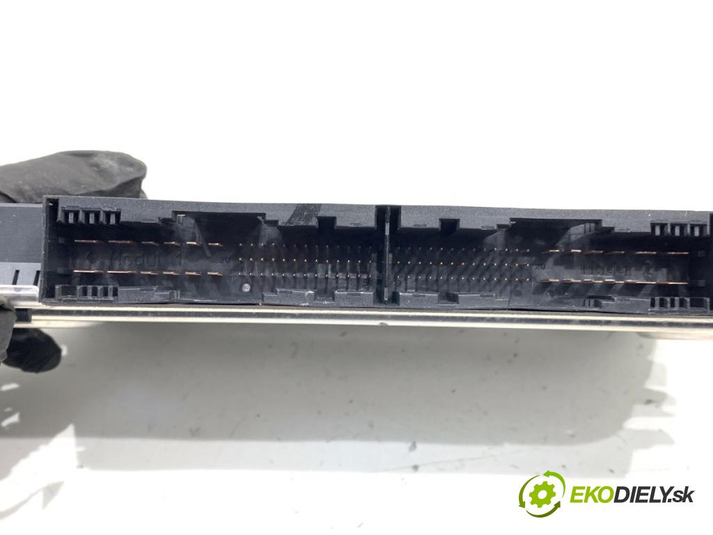 BMW F25 SUV 2016 180 kW xDrive 28 i 1997 modul světel 9383699 (Řídící jednotka ostatní)