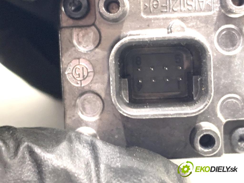 BMW F25 SUV 2016 180 kW xDrive 28 i 1997 KAMERA ZPĚT: 9360369