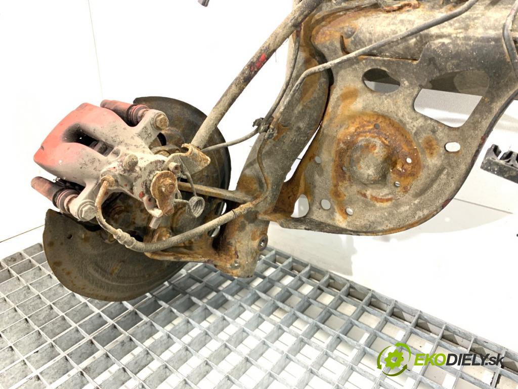 RENAULT CLIO III liftback 2006 63 kW 1.5 dCi (BR17, CR17) 1461 výztuha zadní část