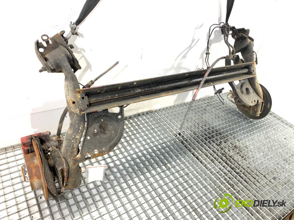 RENAULT CLIO III liftback 2006 63 kW 1.5 dCi (BR17, CR17) 1461 výztuha zadní část