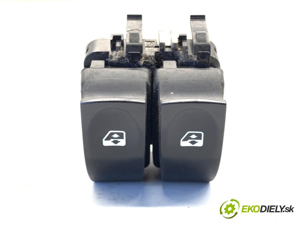 RENAULT CLIO III liftback 2006 63 kW 1.5 dCi (BR17, CR17) 1461 přepínač oken  (Páčky pod volantem)