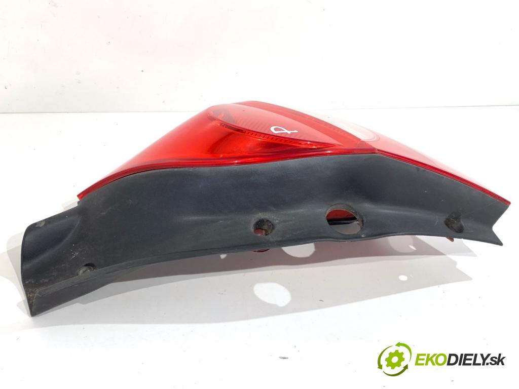 RENAULT CLIO III liftback 2006 63 kW 1.5 dCi (BR17, CR17) 1461 Svetlo pravy zad