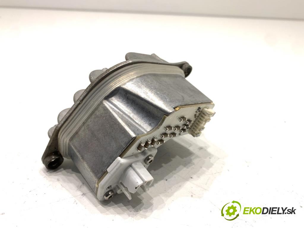 BMW F25 SUV 2016 180 kW xDrive 28 i 1997 modul LED směrovka levý 1305715329