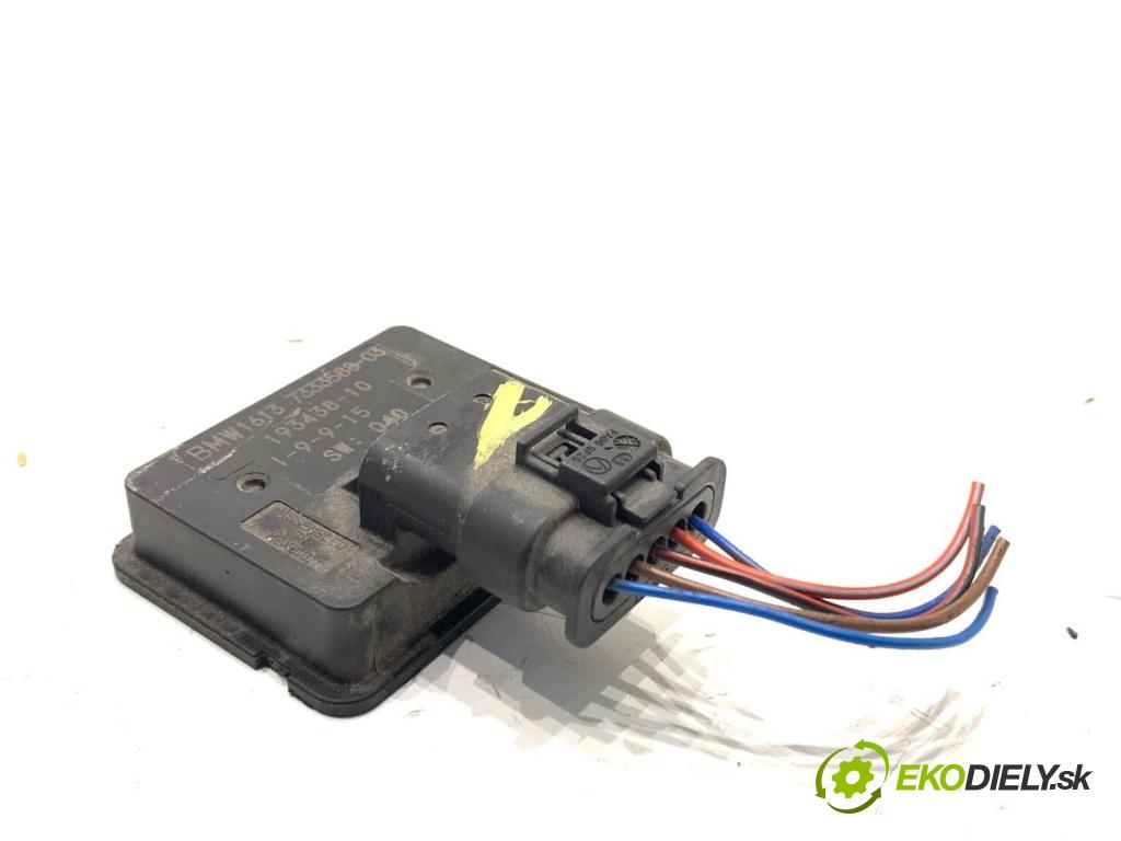 BMW F25 SUV 2016 180 kW xDrive 28 i 1997 modul NÁDRŽ: 7333588