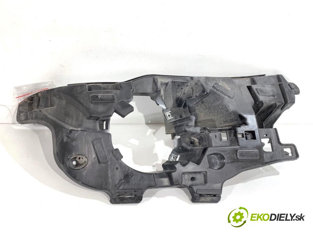 BMW F25 SUV 2016 180 kW xDrive 28 i 1997 úchyt nárazníka pravý přední část 7347626