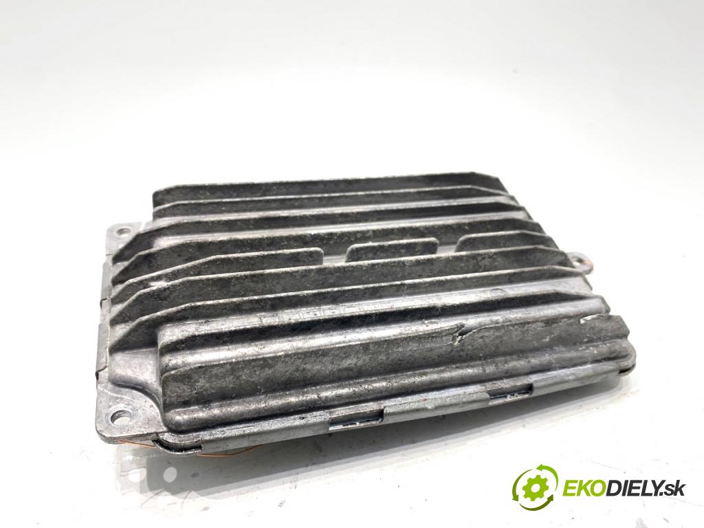 BMW F25 SUV 2016 180 kW xDrive 28 i 1997 měnič XENON 7354974 (Řídící jednotka xenonu)