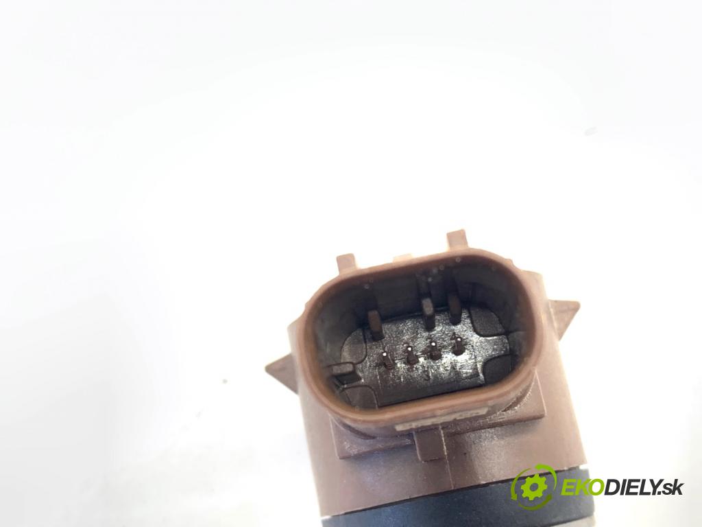 MG (SAIC) HS SUV 2024 124 kW 1.5 20 T 1490 Snímač PDC 10850857