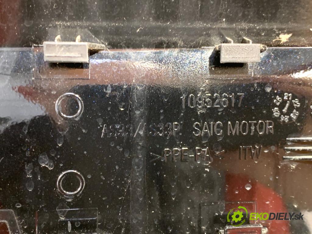 MG (SAIC) HS SUV 2024 124 kW 1.5 20 T 1490 Dvierka nádrže paliva 10952617 (Kľučka dverí ostatné)