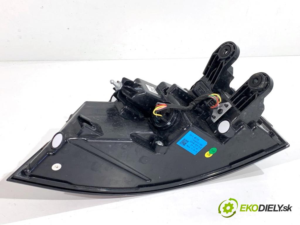 MG (SAIC) HS SUV 2024 124 kW 1.5 20 T 1490 Svetlo pravy zad 11644502