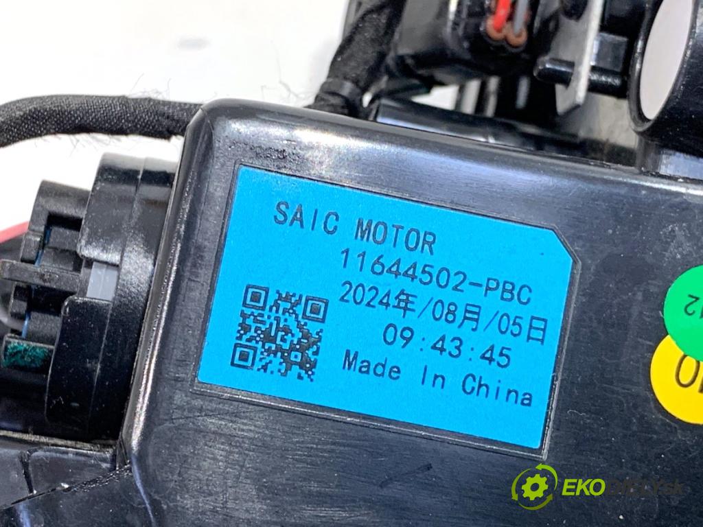 MG (SAIC) HS SUV 2024 124 kW 1.5 20 T 1490 Svetlo pravy zad 11644502