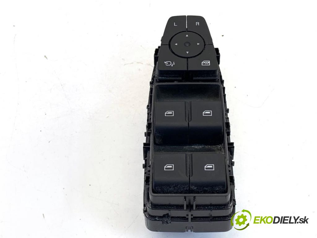 MG (SAIC) HS SUV 2024 124 kW 1.5 20 T 1490 přepínač oken 11270648 (Páčky pod volantem)