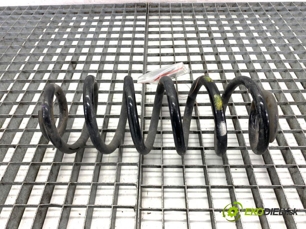 MG (SAIC) HS SUV 2024 124 kW 1.5 20 T 1490 Pružina zad  (Kľučka dverí ostatné)