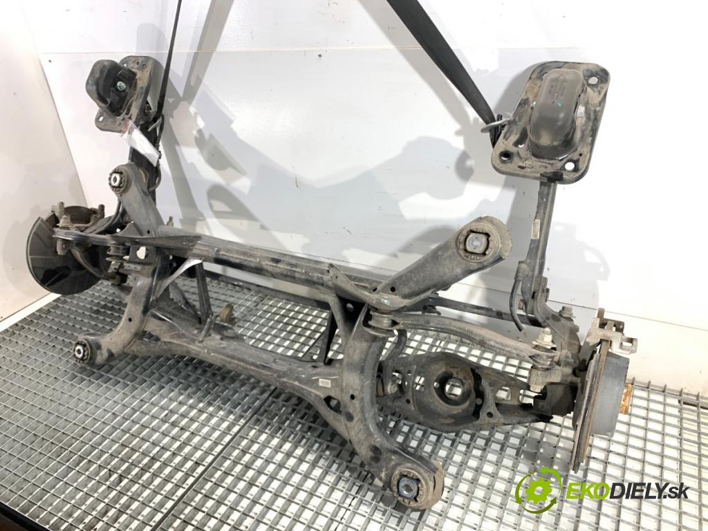 MG (SAIC) HS SUV 2024 124 kW 1.5 20 T 1490 Výstuha zad