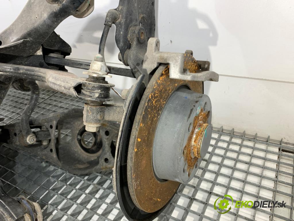 MG (SAIC) HS SUV 2024 124 kW 1.5 20 T 1490 Výstuha zad