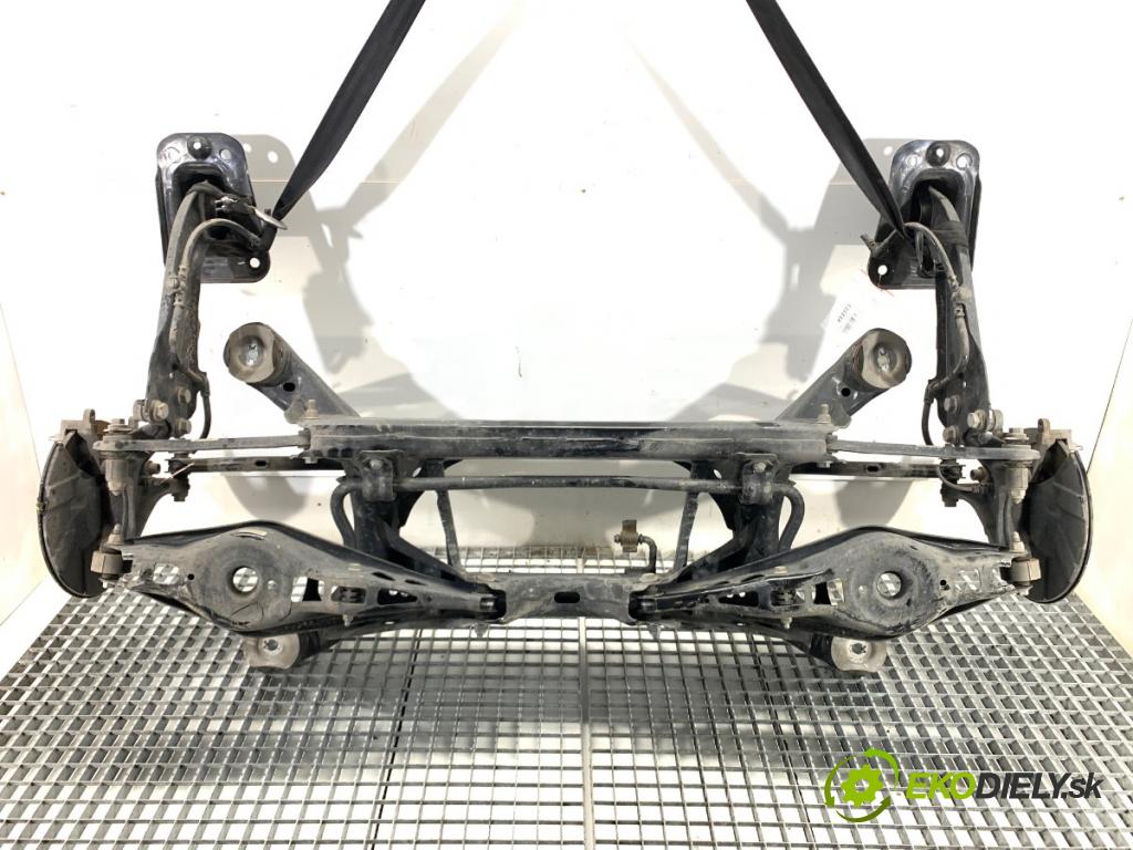 MG (SAIC) HS SUV 2024 124 kW 1.5 20 T 1490 Výstuha zad