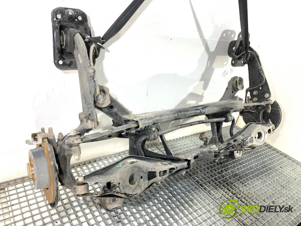 MG (SAIC) HS SUV 2024 124 kW 1.5 20 T 1490 Výstuha zad