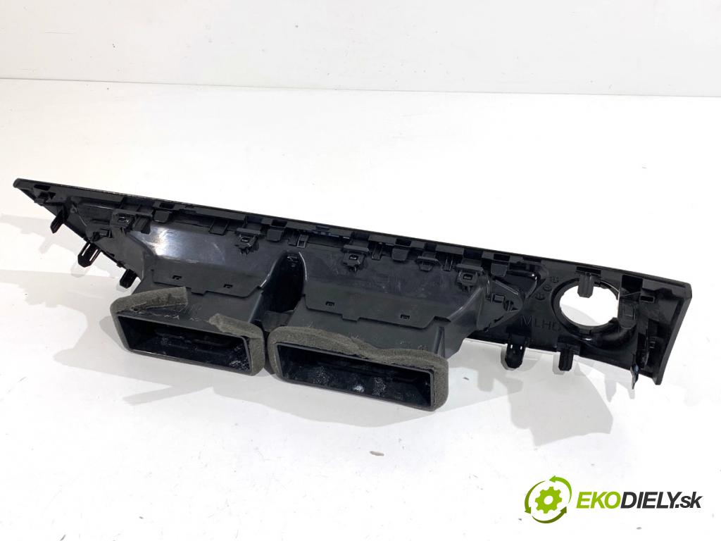 MG (SAIC) HS SUV 2024 124 kW 1.5 20 T 1490 Mriežky kúrenia predný 11491356