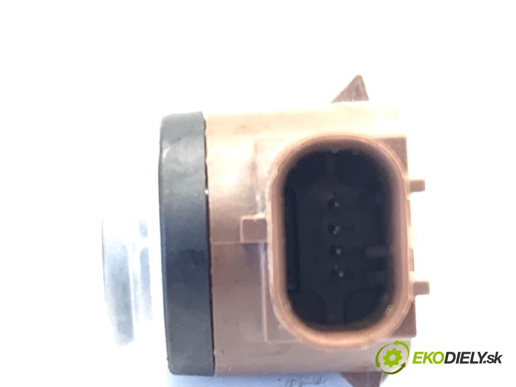 MG (SAIC) HS SUV 2024 124 kW 1.5 20 T 1490 Snímač PDC 10850857