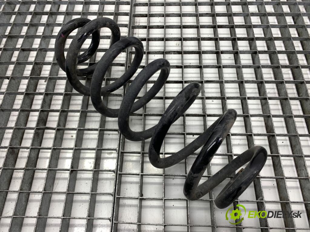 MG (SAIC) HS SUV 2024 124 kW 1.5 20 T 1490 Pružina zad  (Kľučka dverí ostatné)