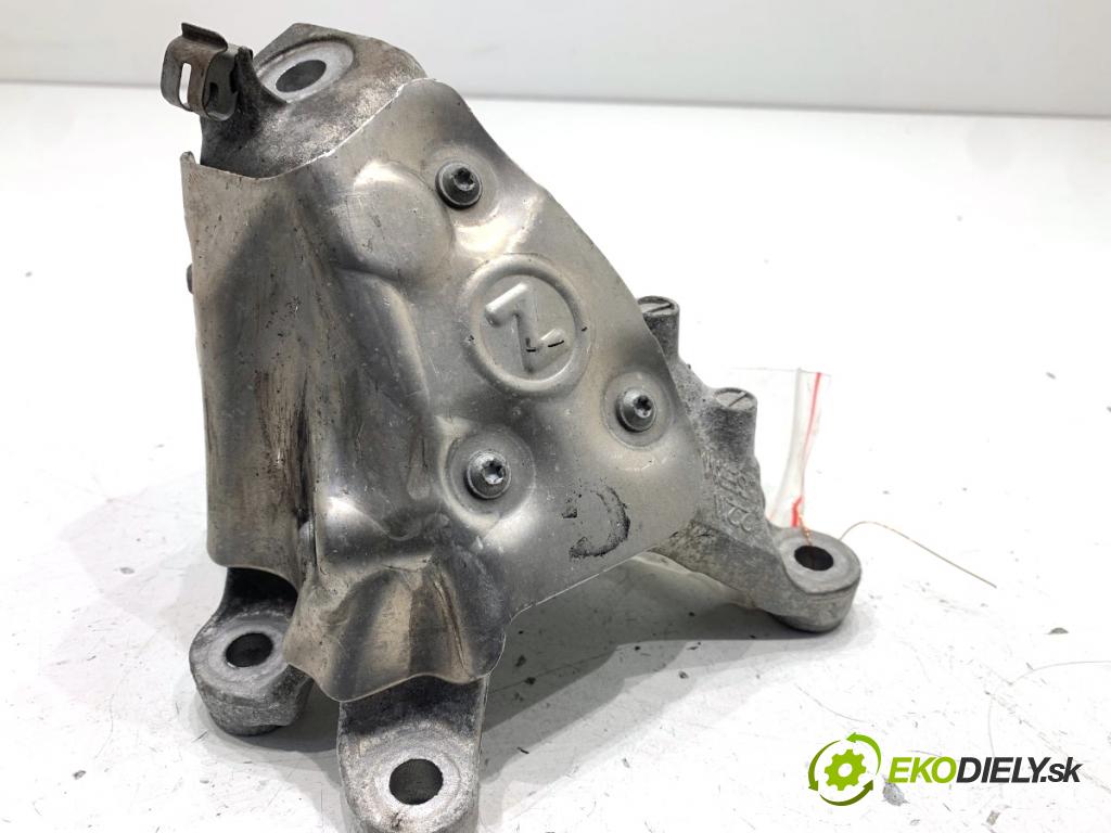 BMW G31 Kombi 2020 140 kW 520 d 1995 držák motora 6870754