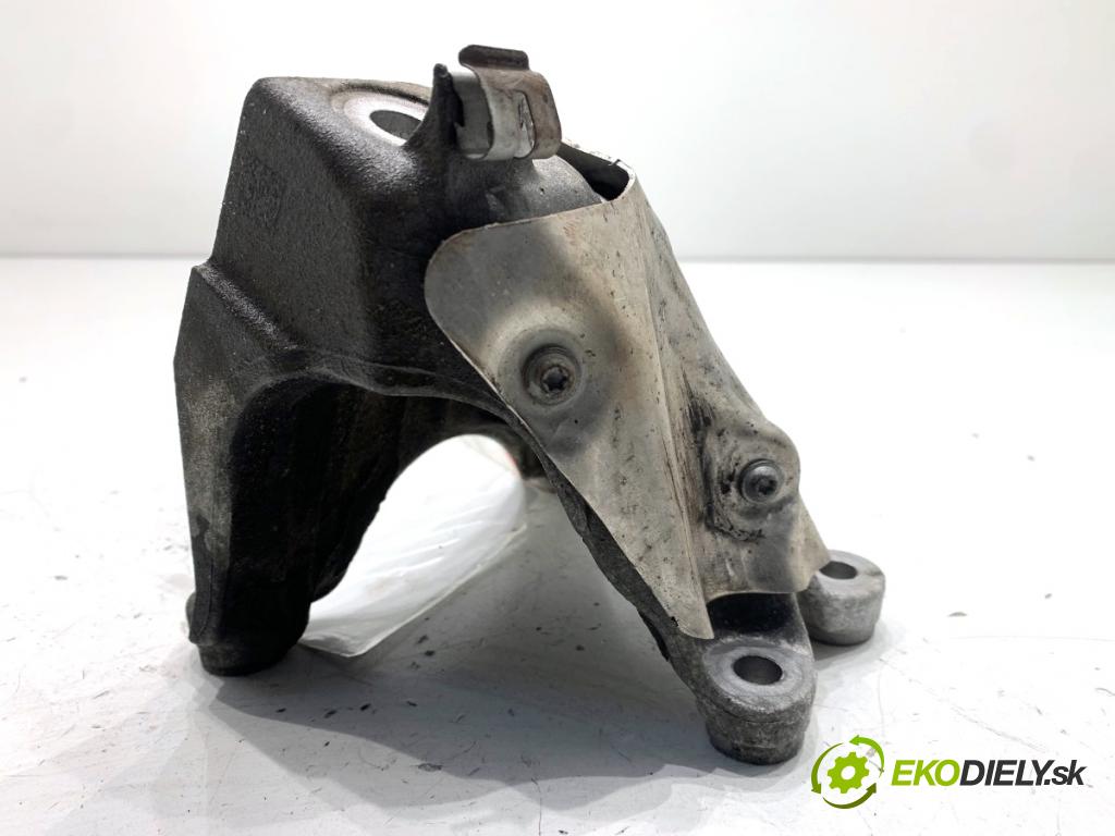 BMW G31 Kombi 2020 140 kW 520 d 1995 Držiak Motor 6870754