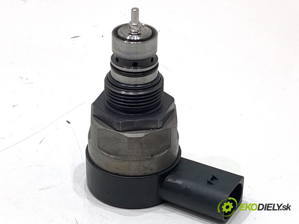 BMW G31 Kombi 2020 140 kW 520 d 1995 Regulátor tlaku paliva 0281006886 (Palivový systém ostatní)