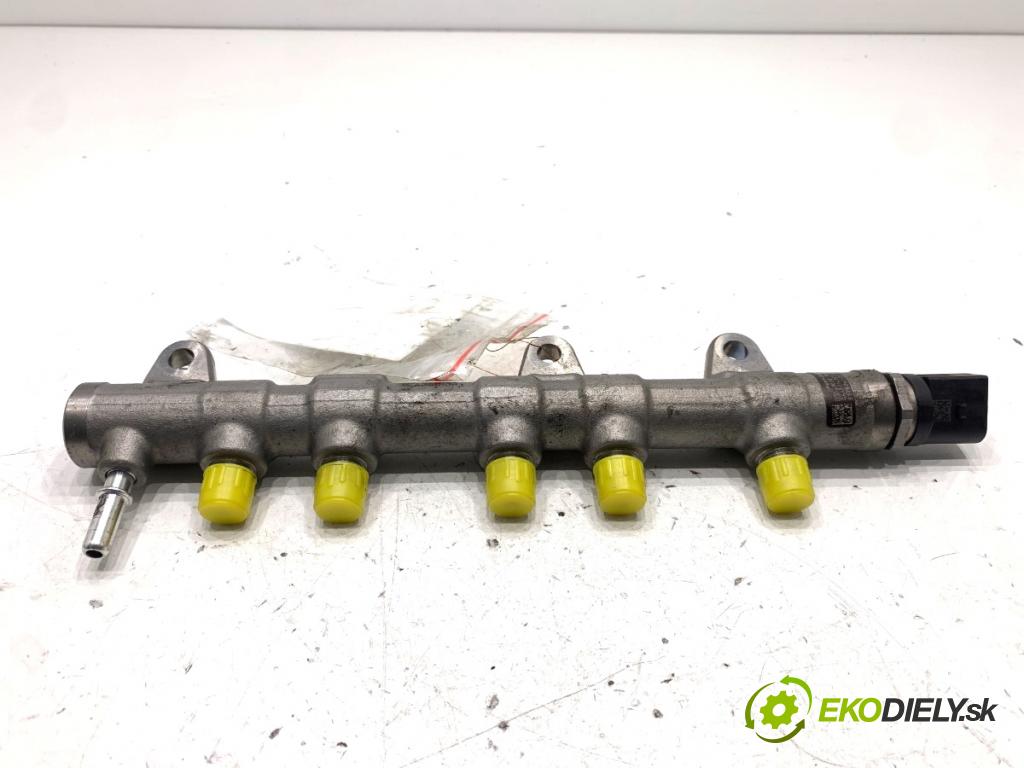 BMW G31 Kombi 2020 140 kW 520 d 1995 Lišta vstrekovacia 0445214371 (Vstrekovacia lišta)