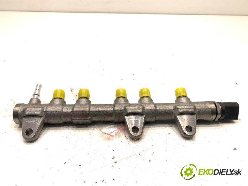 BMW G31 Kombi 2020 140 kW 520 d 1995 Lišta vstrekovacia 0445214371 (Vstrekovacia lišta)