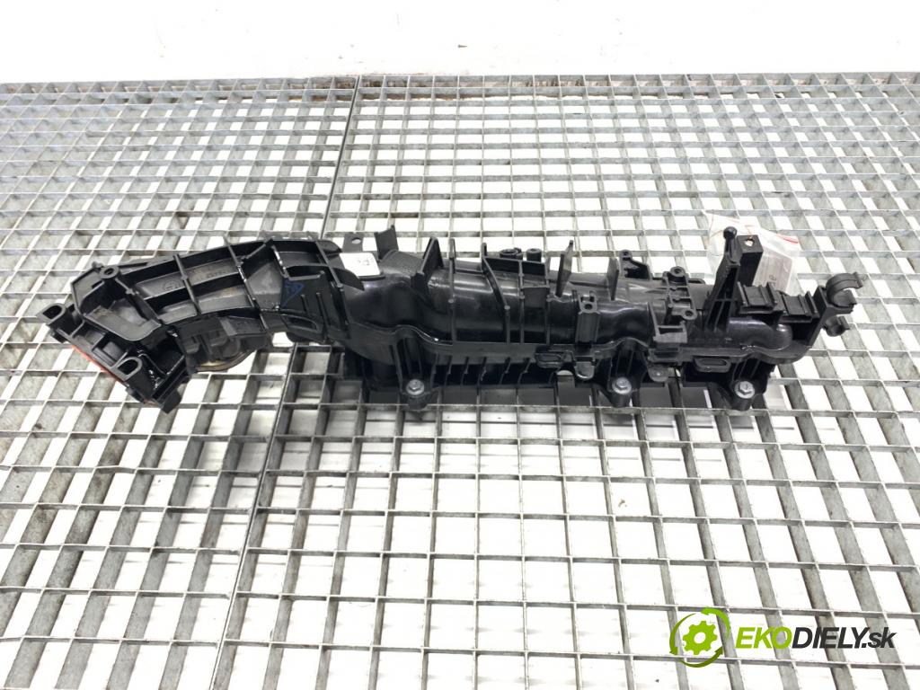 BMW G31 Kombi 2020 140 kW 520 d 1995 potrubí sání 8579245 (Sací potrubí)