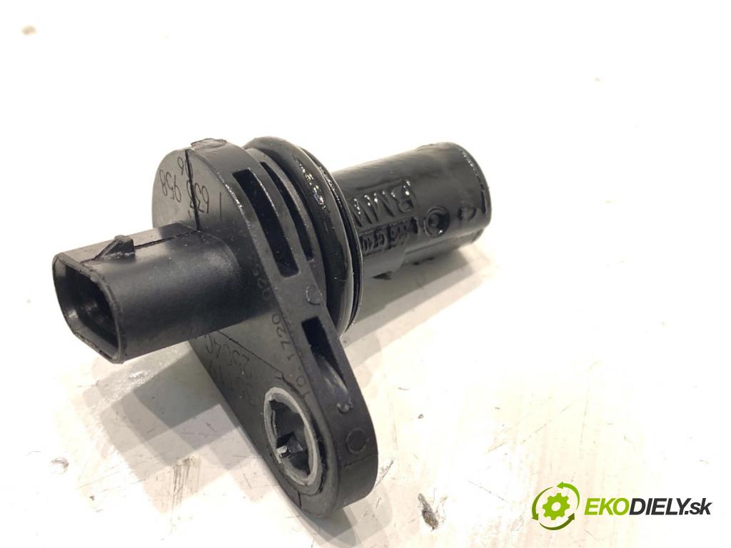 BMW G31 Kombi 2020 140 kW 520 d 1995 Snímač pozície vačkového hriadeľa 7633958 (Snímač polohy kľukového hriadeľa)