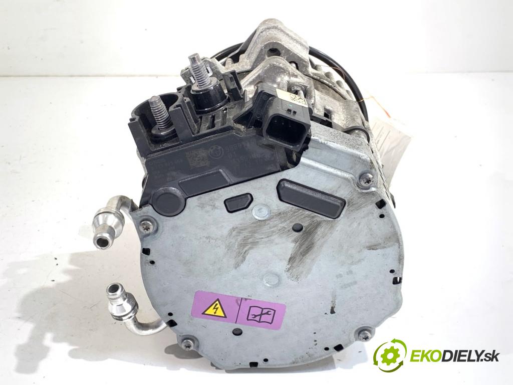 BMW G31 Kombi 2020 140 kW 520 d 1995 Alternátor 9889126 (Alternátor)