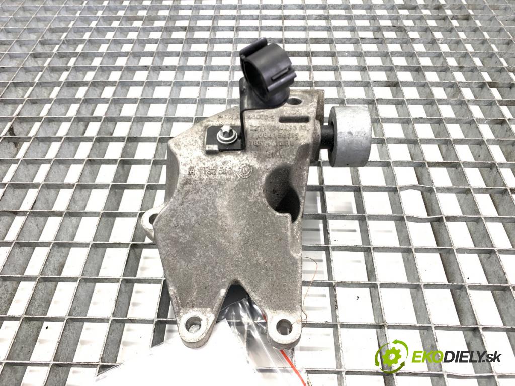 BMW G31 Kombi 2020 140 kW 520 d 1995 Držiak Motor 6864593