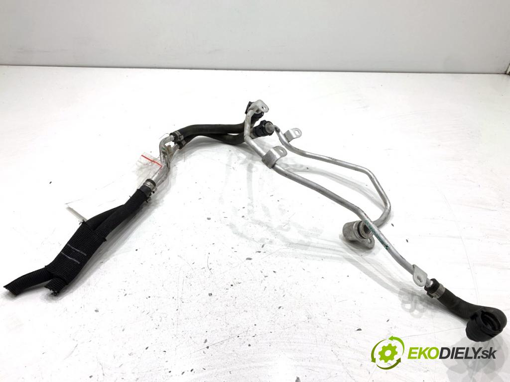 BMW G31 Kombi 2020 140 kW 520 d 1995 Rozdeľovač vody 8471773